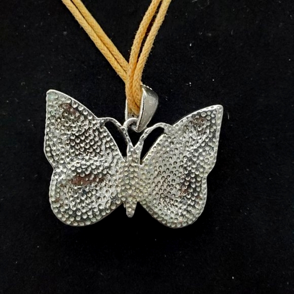 Vintage VCLM Pink Enamel and Rhinestone Necklace - Picture 4 of 6